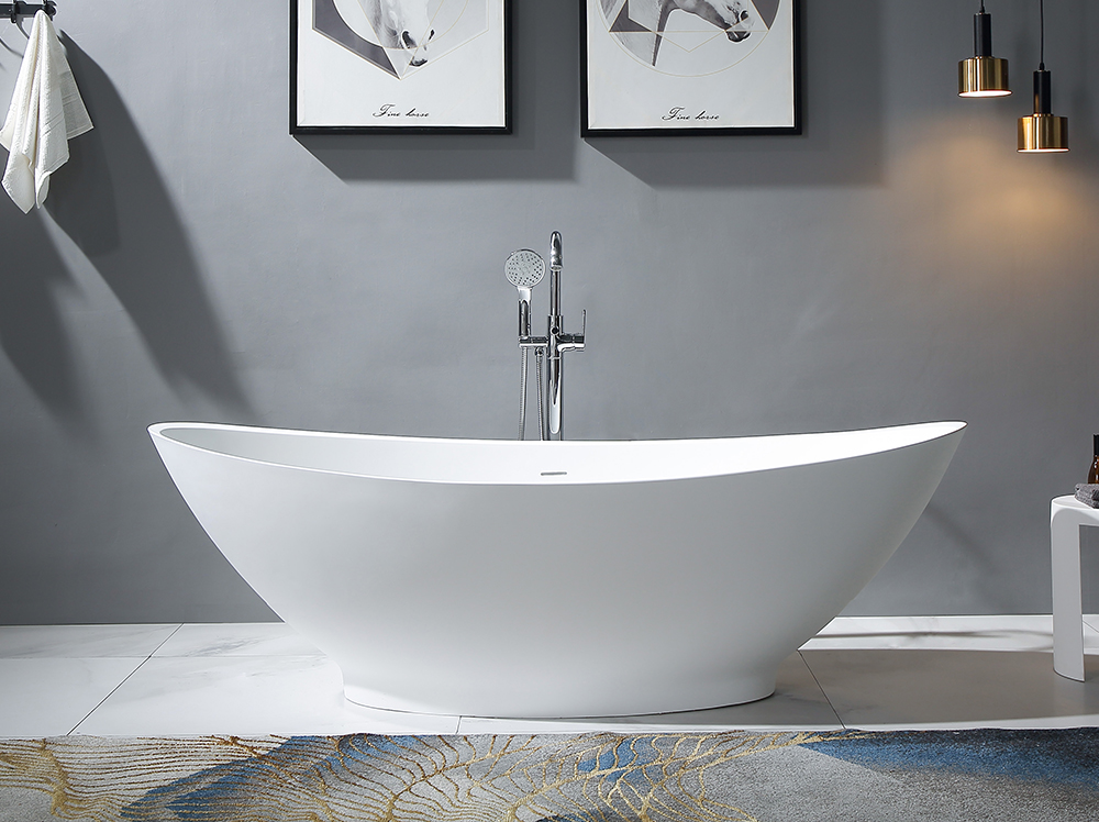 Moon shaped bathtub 9965