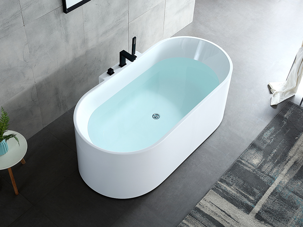 Acrylic bathtub 5215