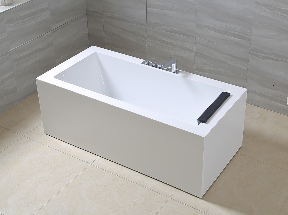 Acrylic  bathtub 5080